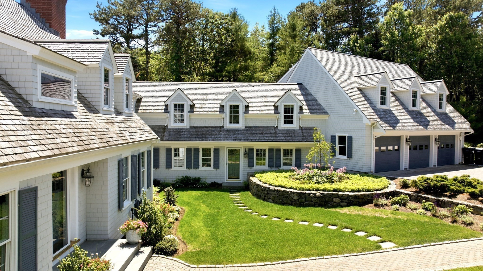 375 Baxters Neck Rd