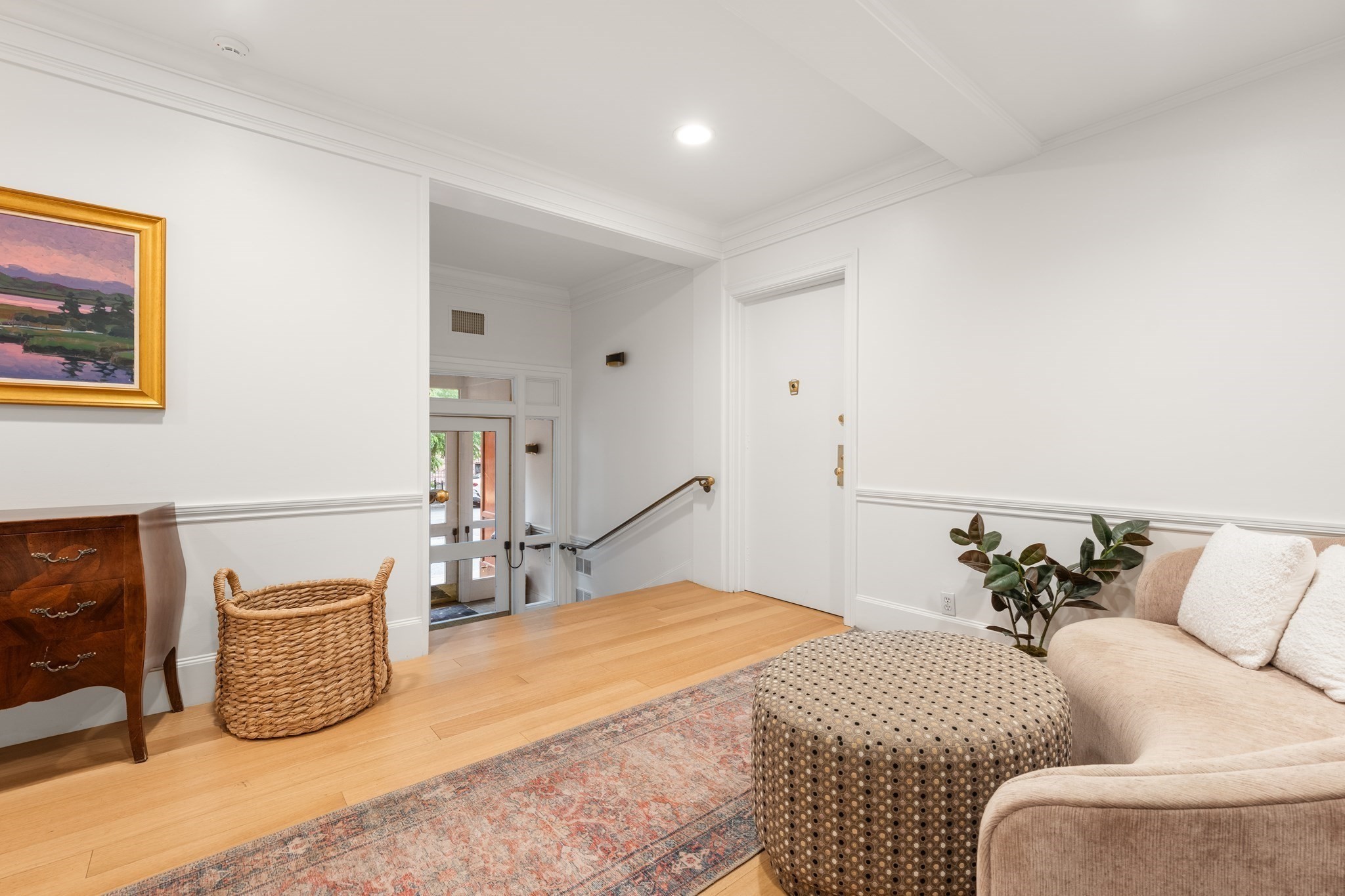 20 Gloucester St # 3