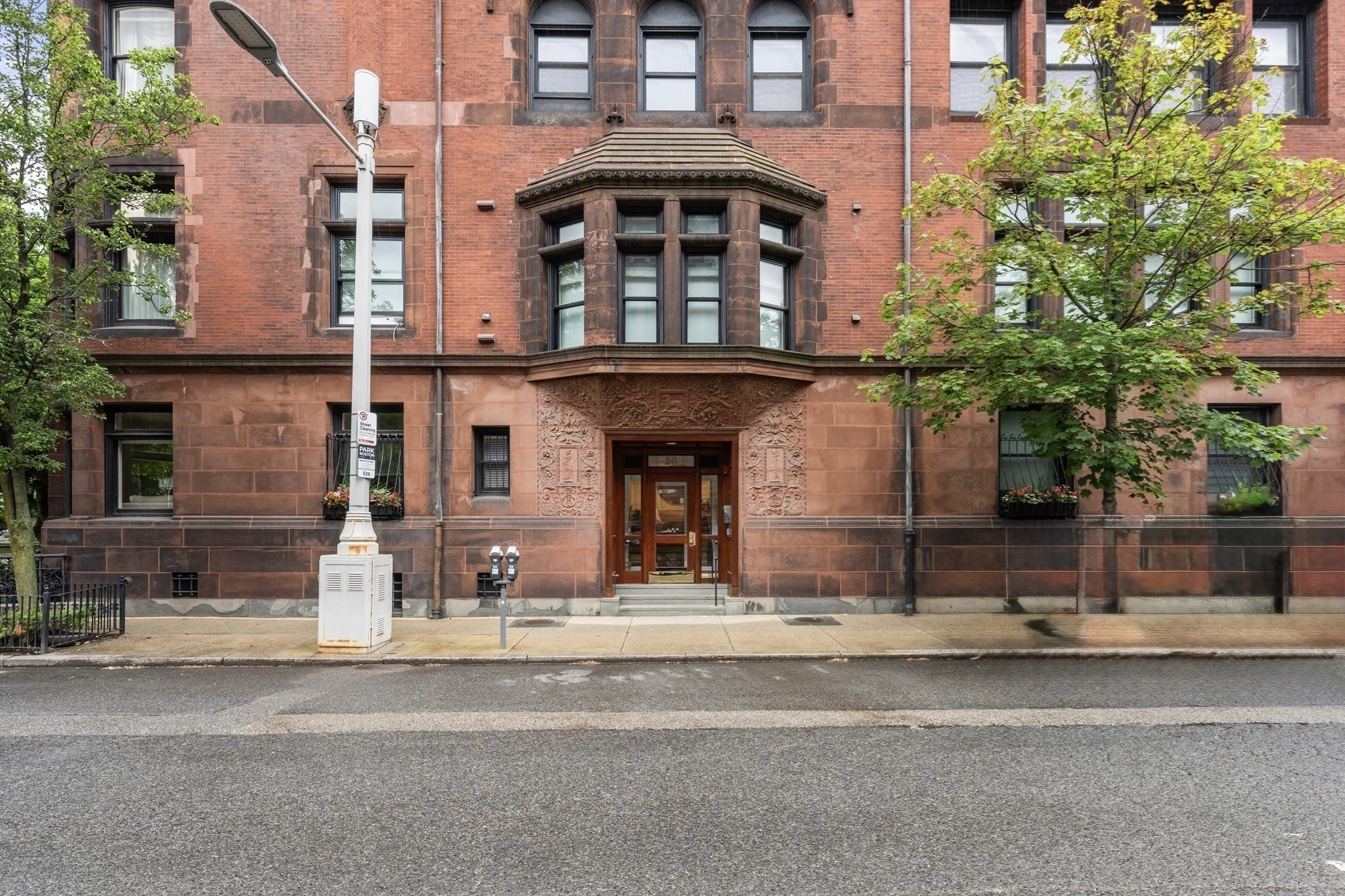 20 Gloucester St # 3
