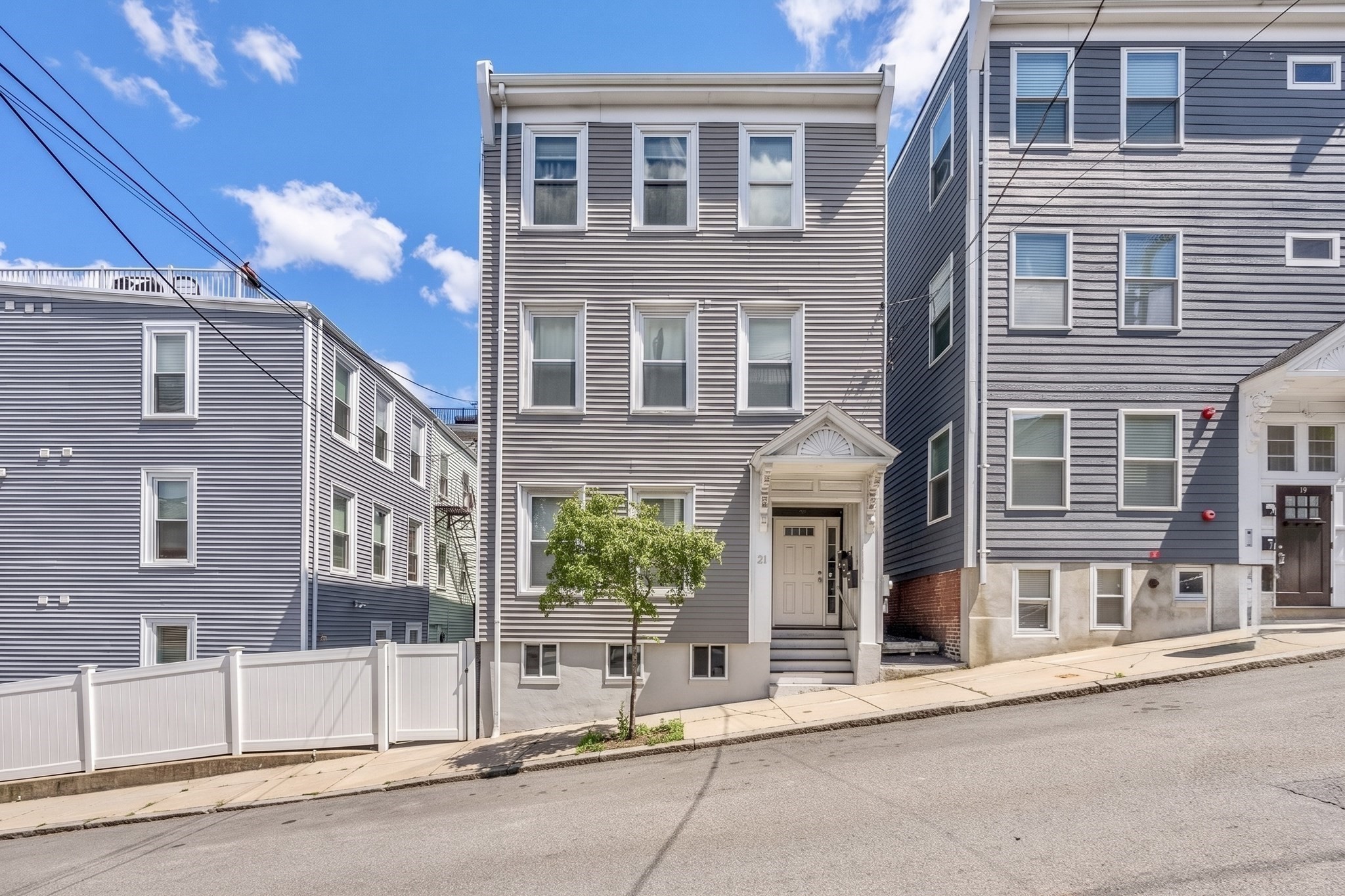 21 Lamson St # 2
