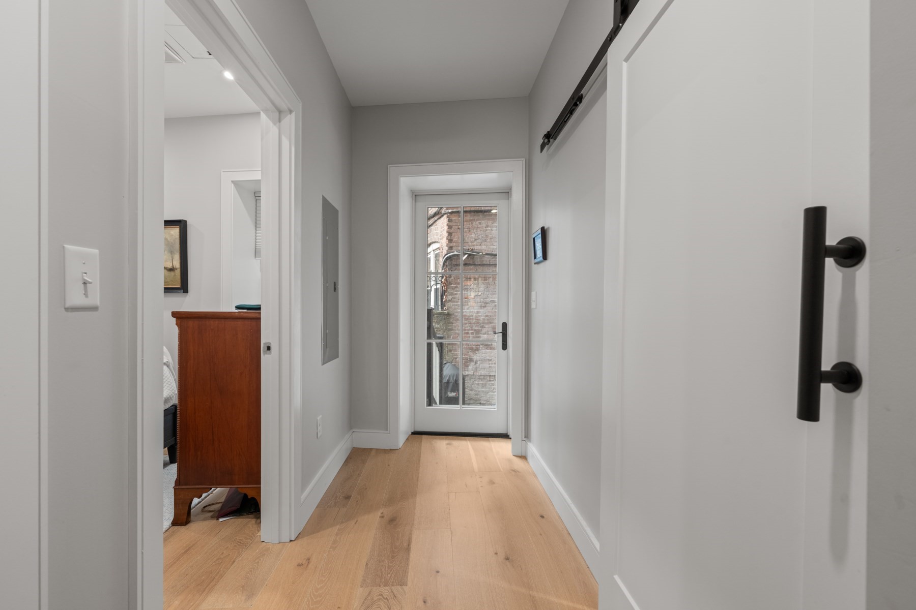 471 Hanover St # 2