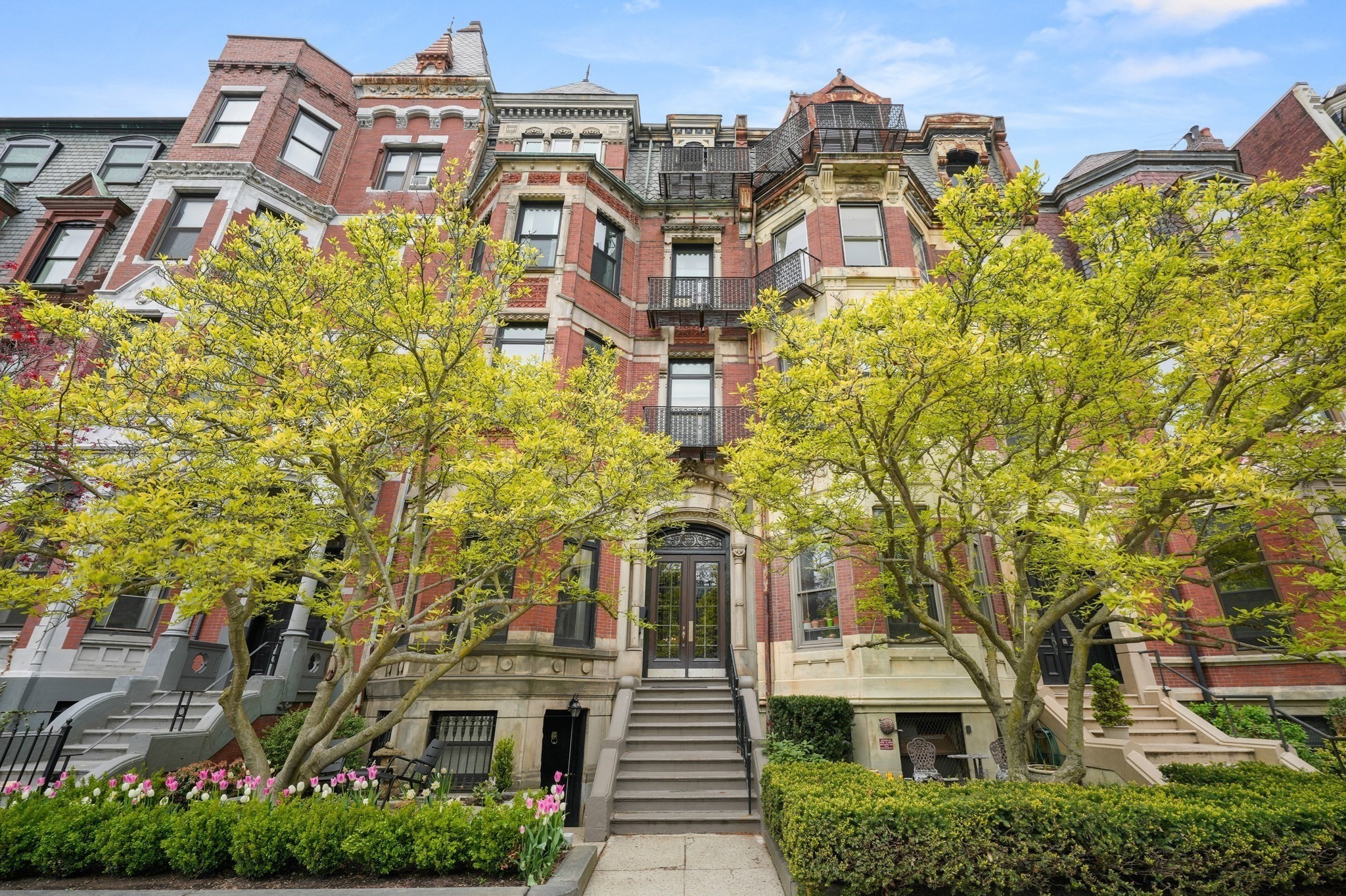 321 Commonwealth Ave # 40