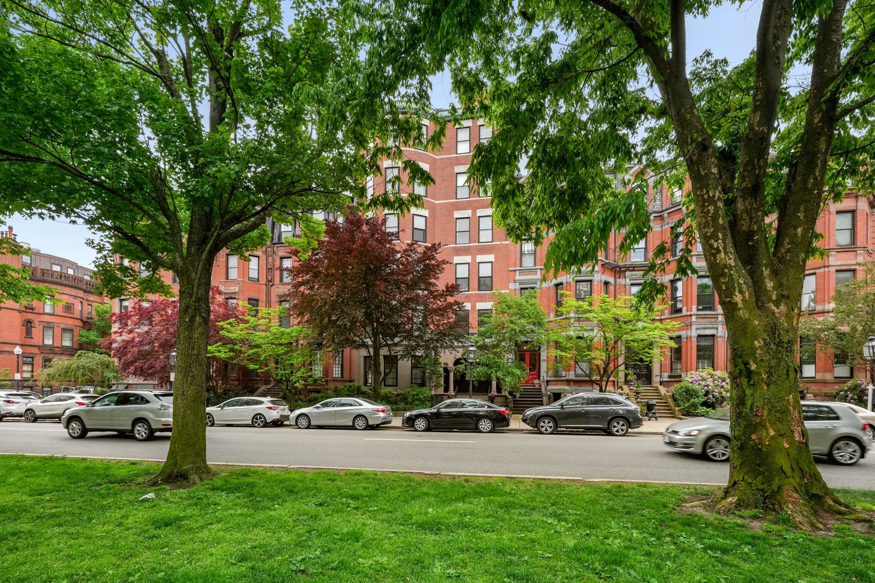 290 Commonwealth Ave # 9