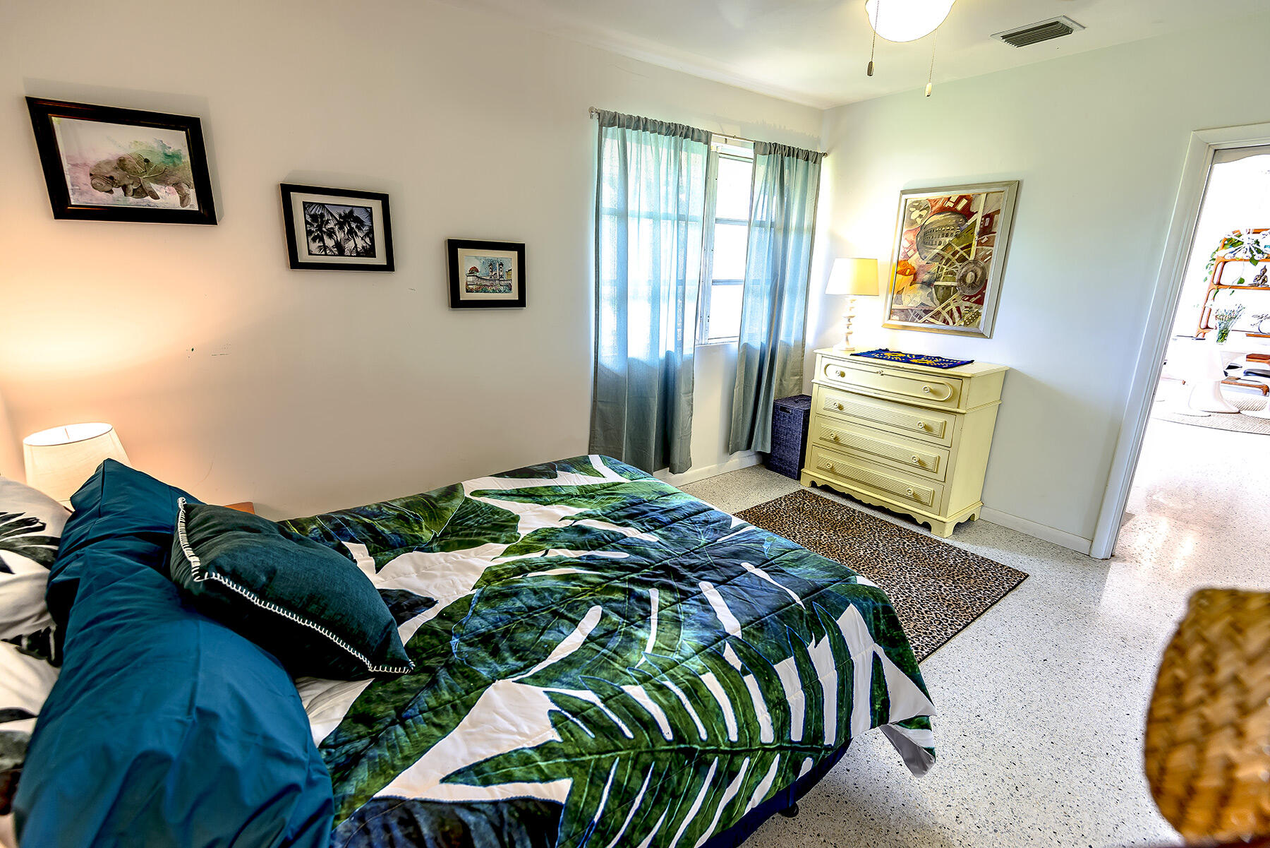 2448 Donna Court