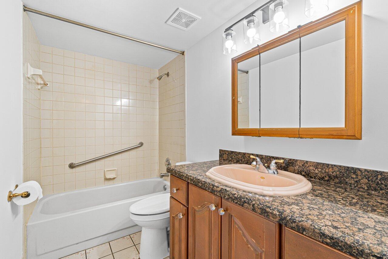 3246 Perimeter Drive 3246