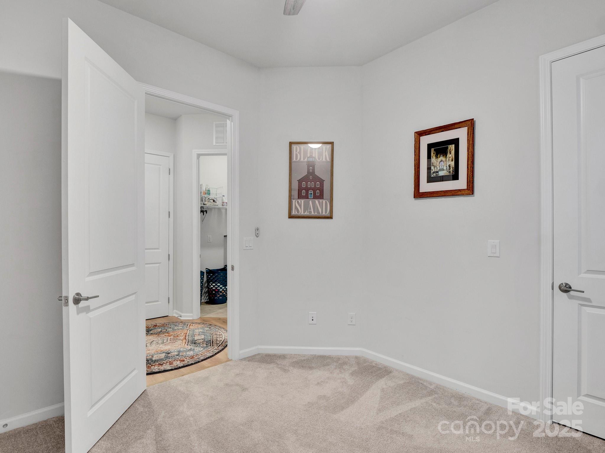 280 Portrait Way