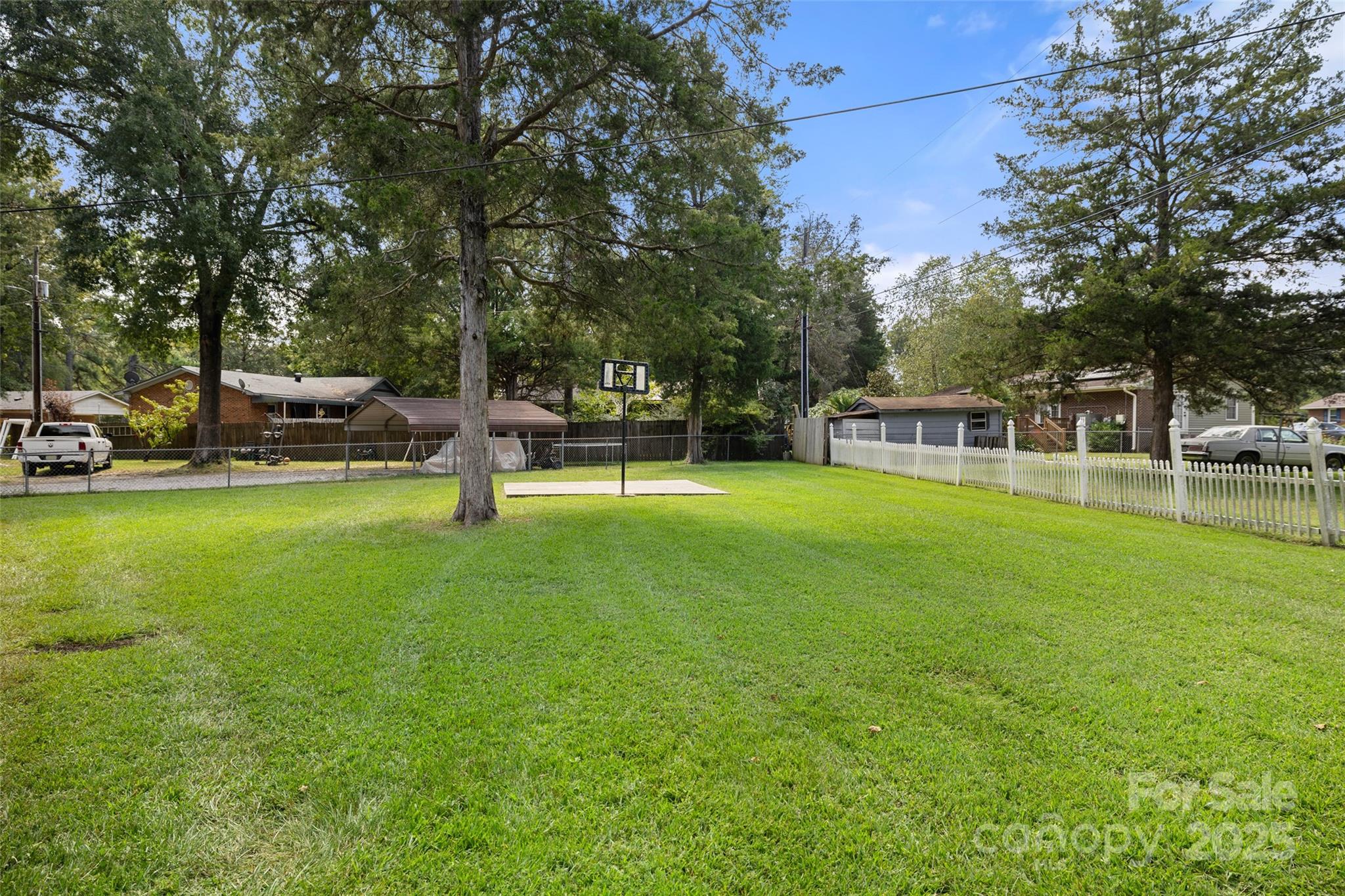 517 Fieldcrest Drive