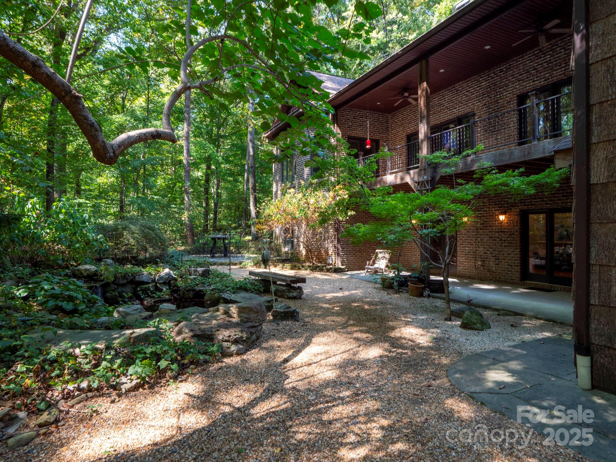 225 Riverton Road