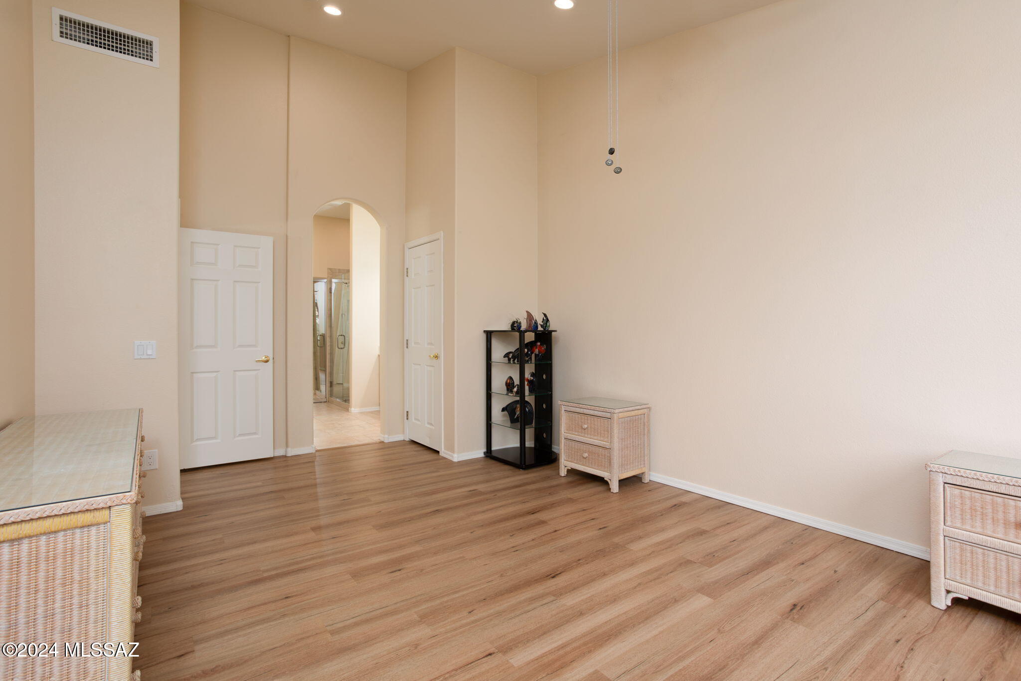 63704 E Holiday Drive