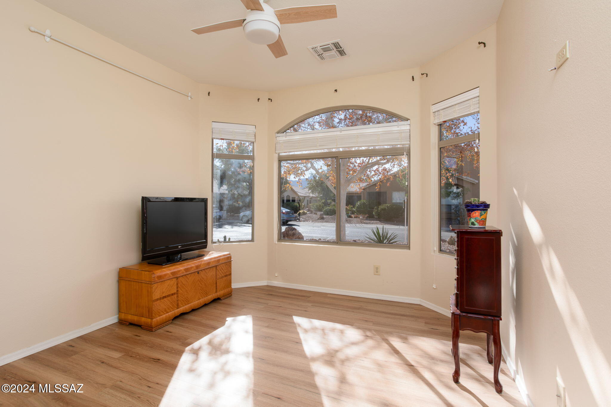 63704 E Holiday Drive