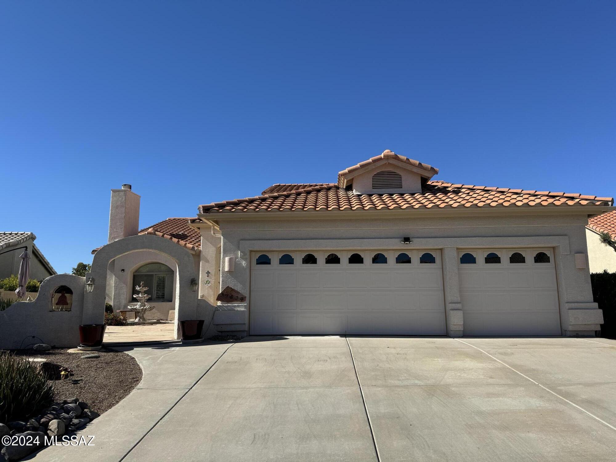 37834 S Boulder Wind Drive