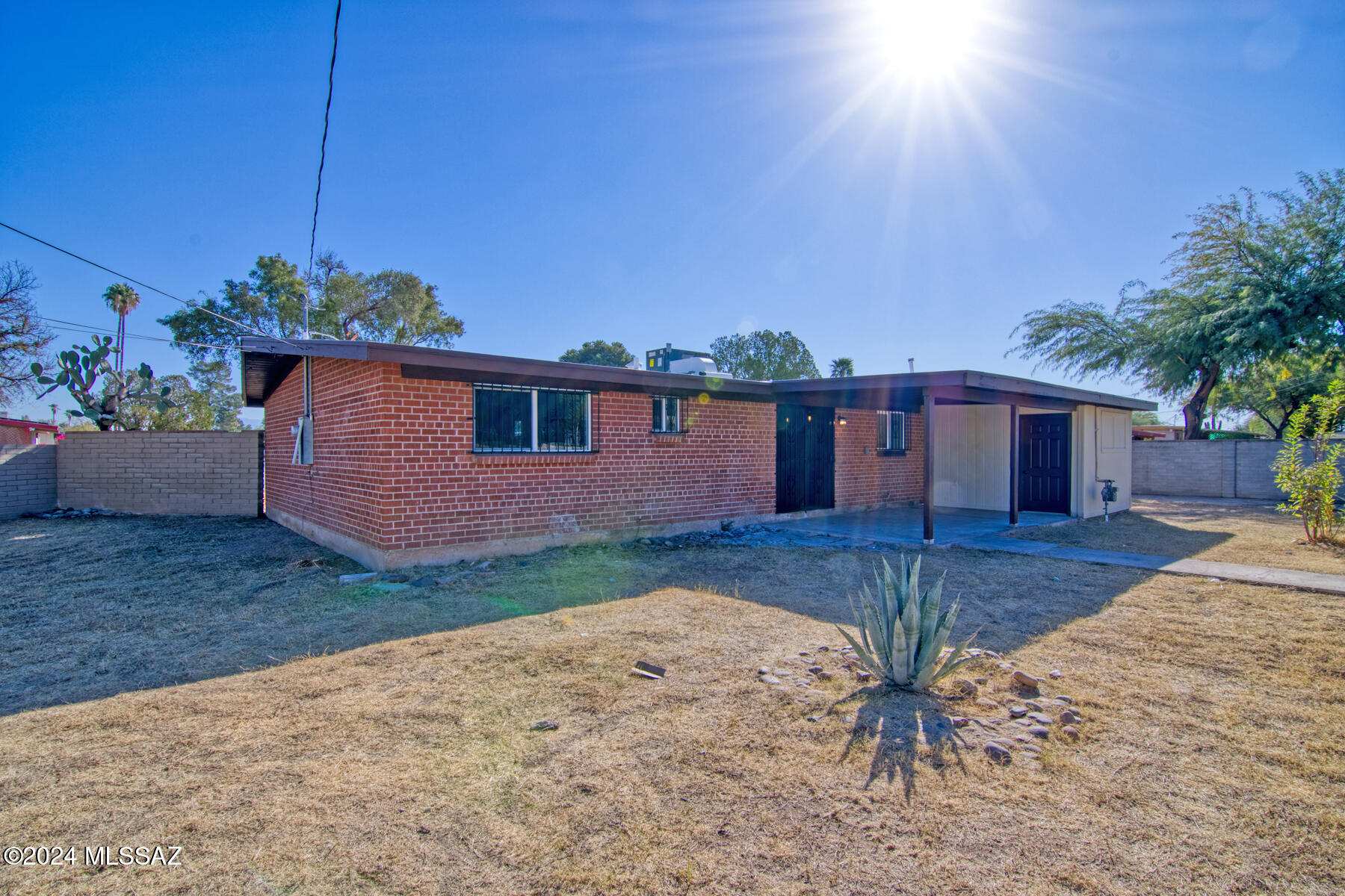 3875 N Balboa Avenue