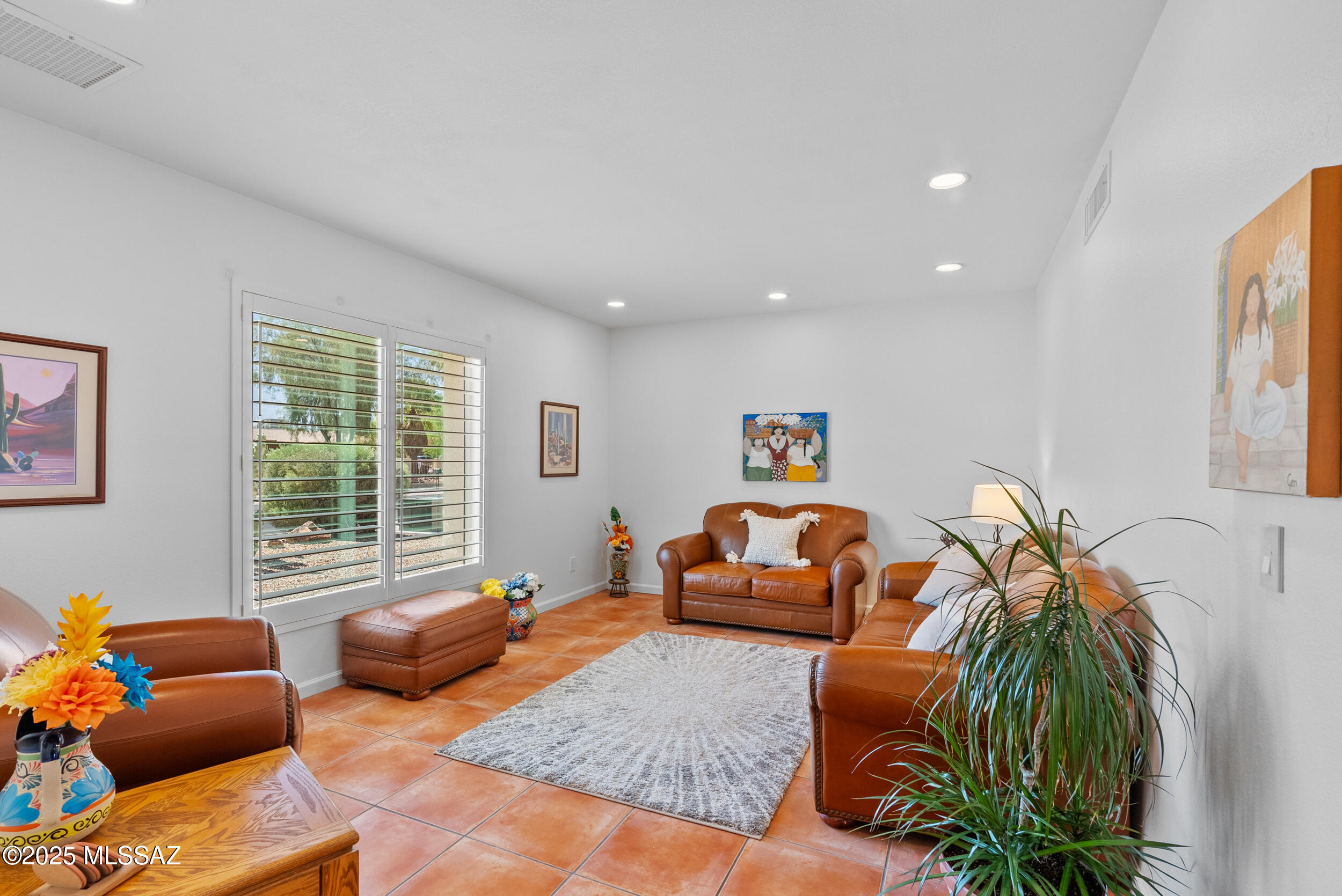 7411 E La Cienega Drive