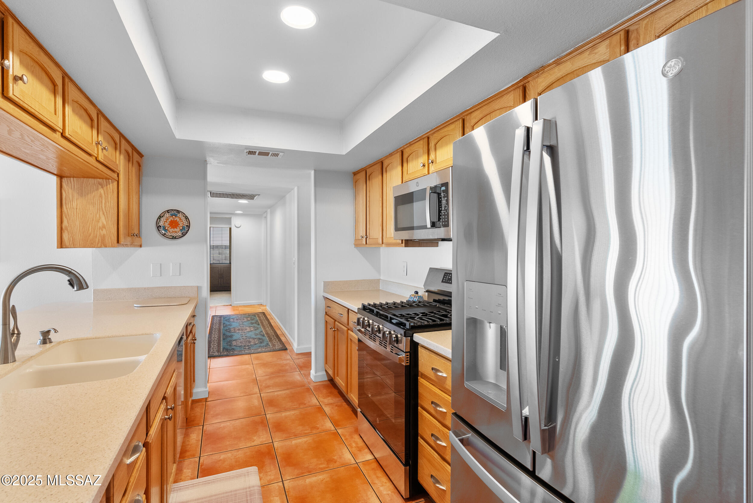 7411 E La Cienega Drive