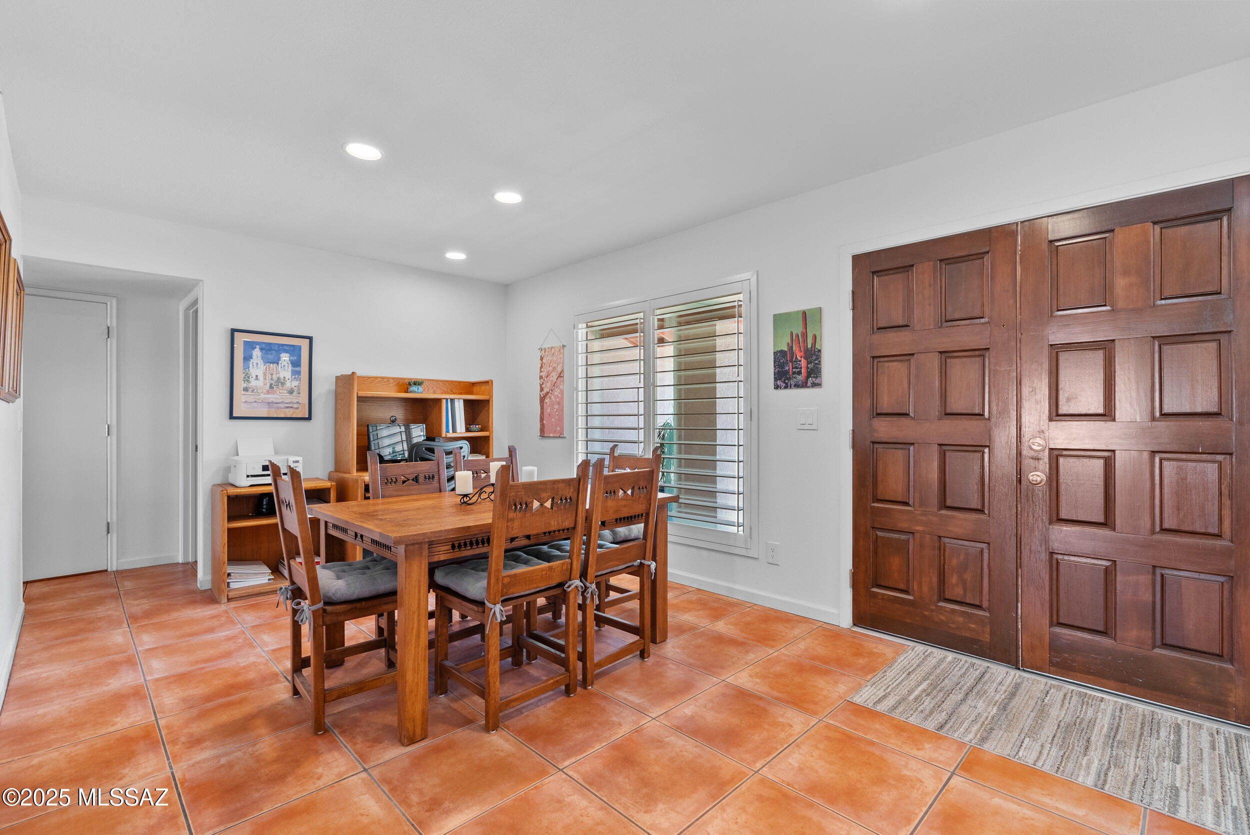 7411 E La Cienega Drive