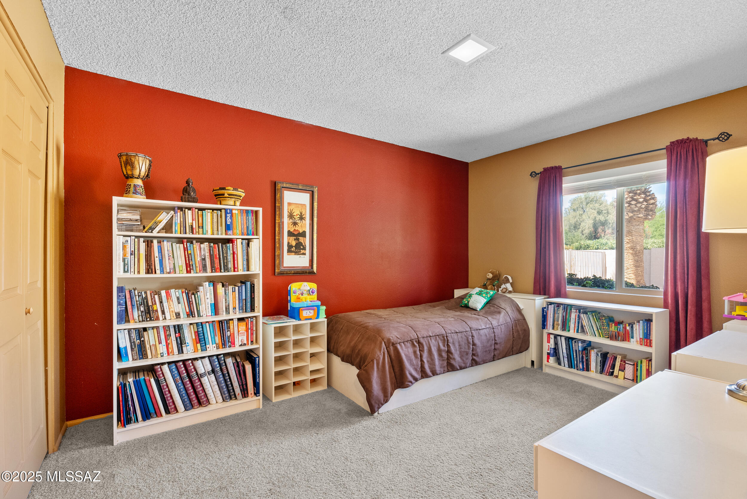 7411 E La Cienega Drive