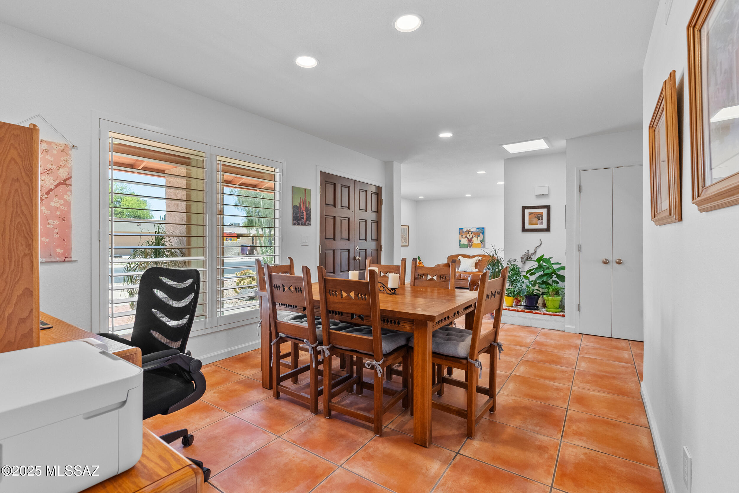 7411 E La Cienega Drive