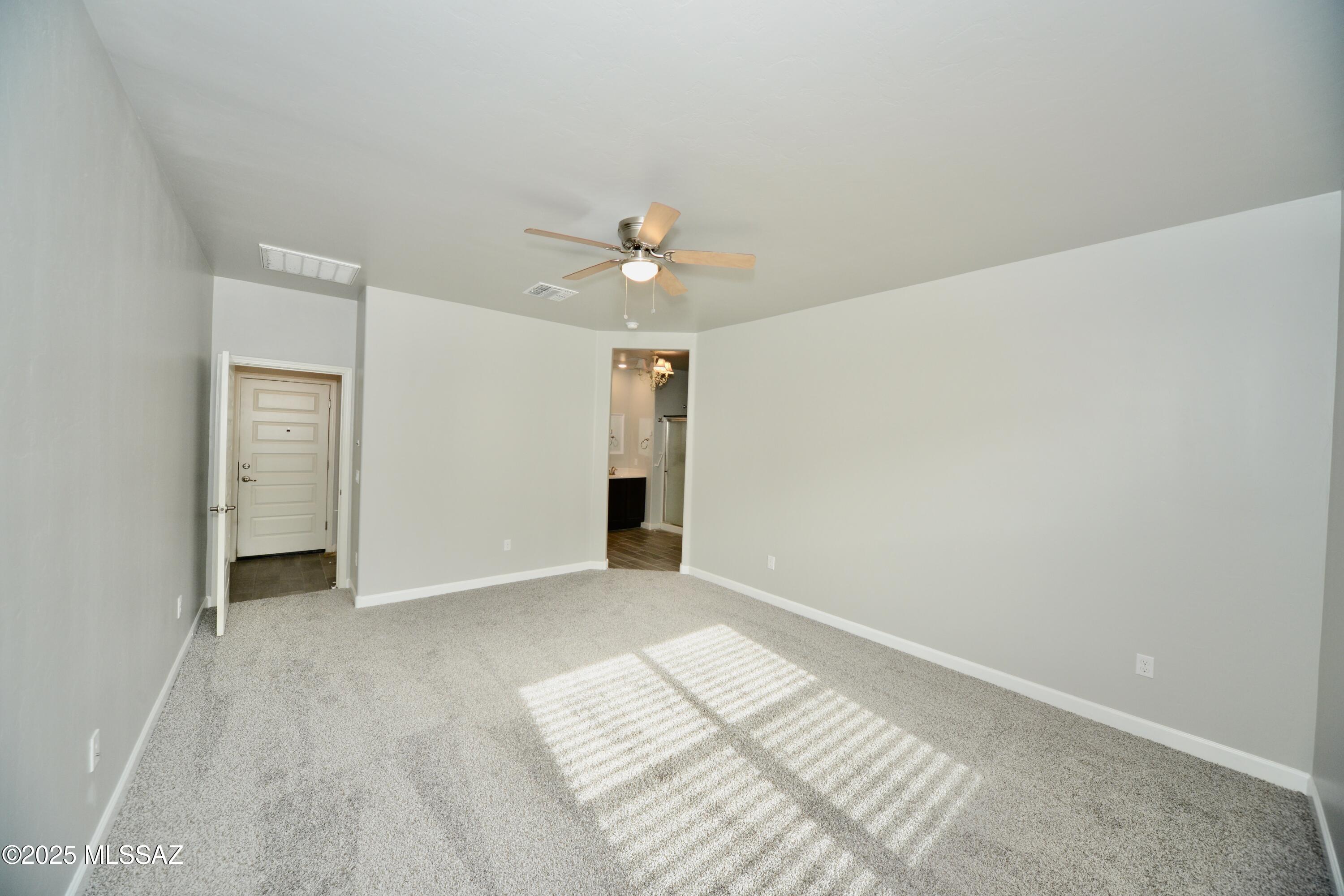 1129 W Valley Meadow Lane