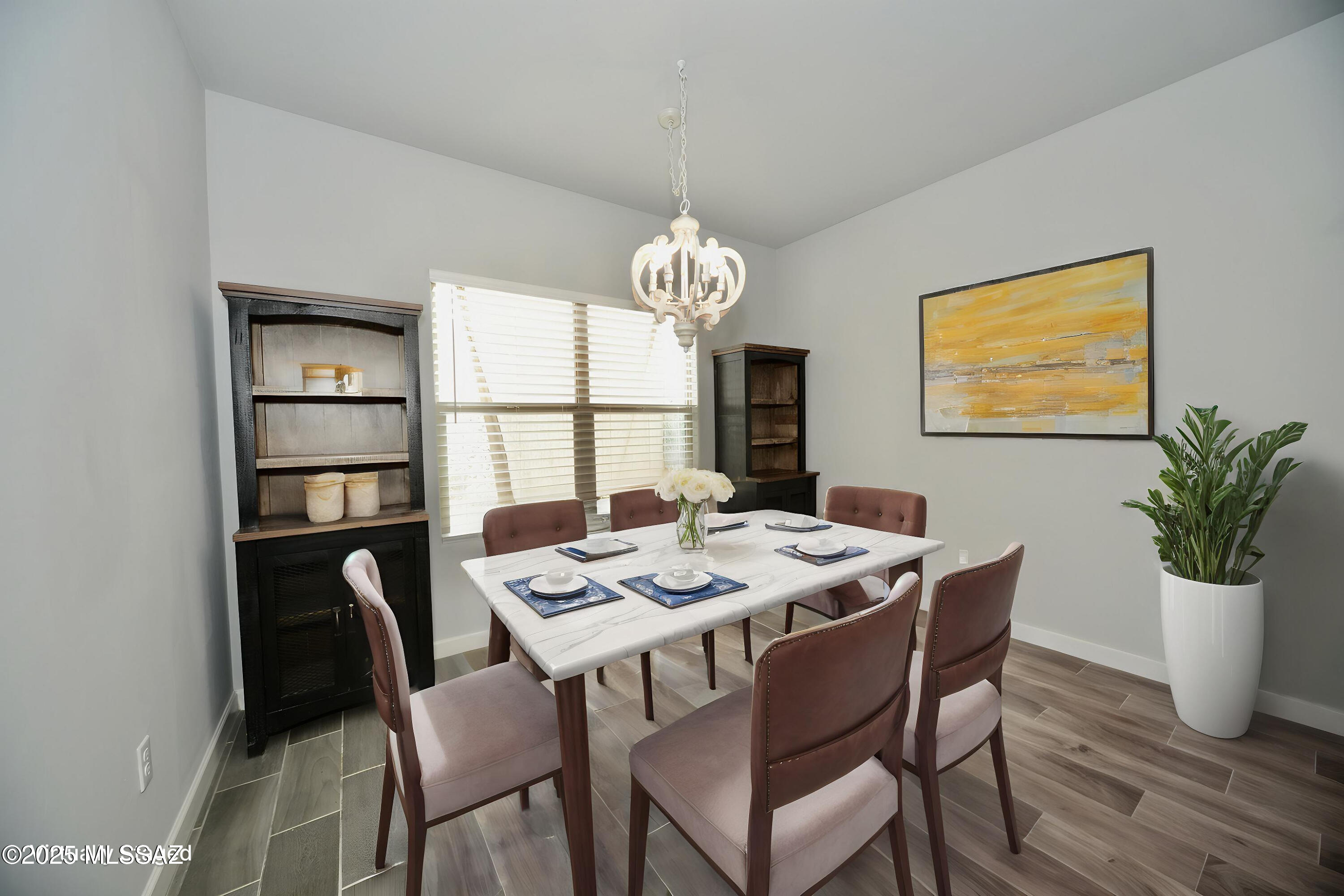 1129 W Valley Meadow Lane