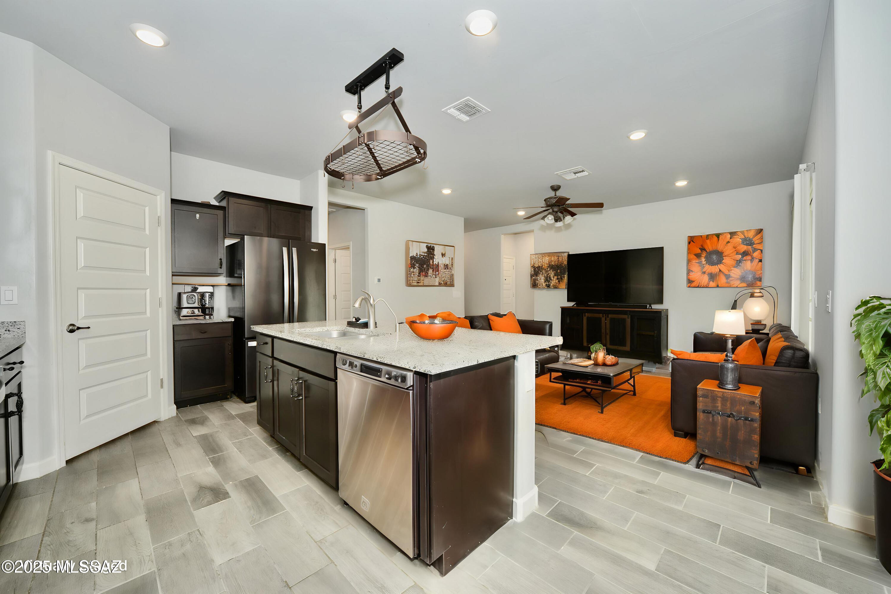 1129 W Valley Meadow Lane