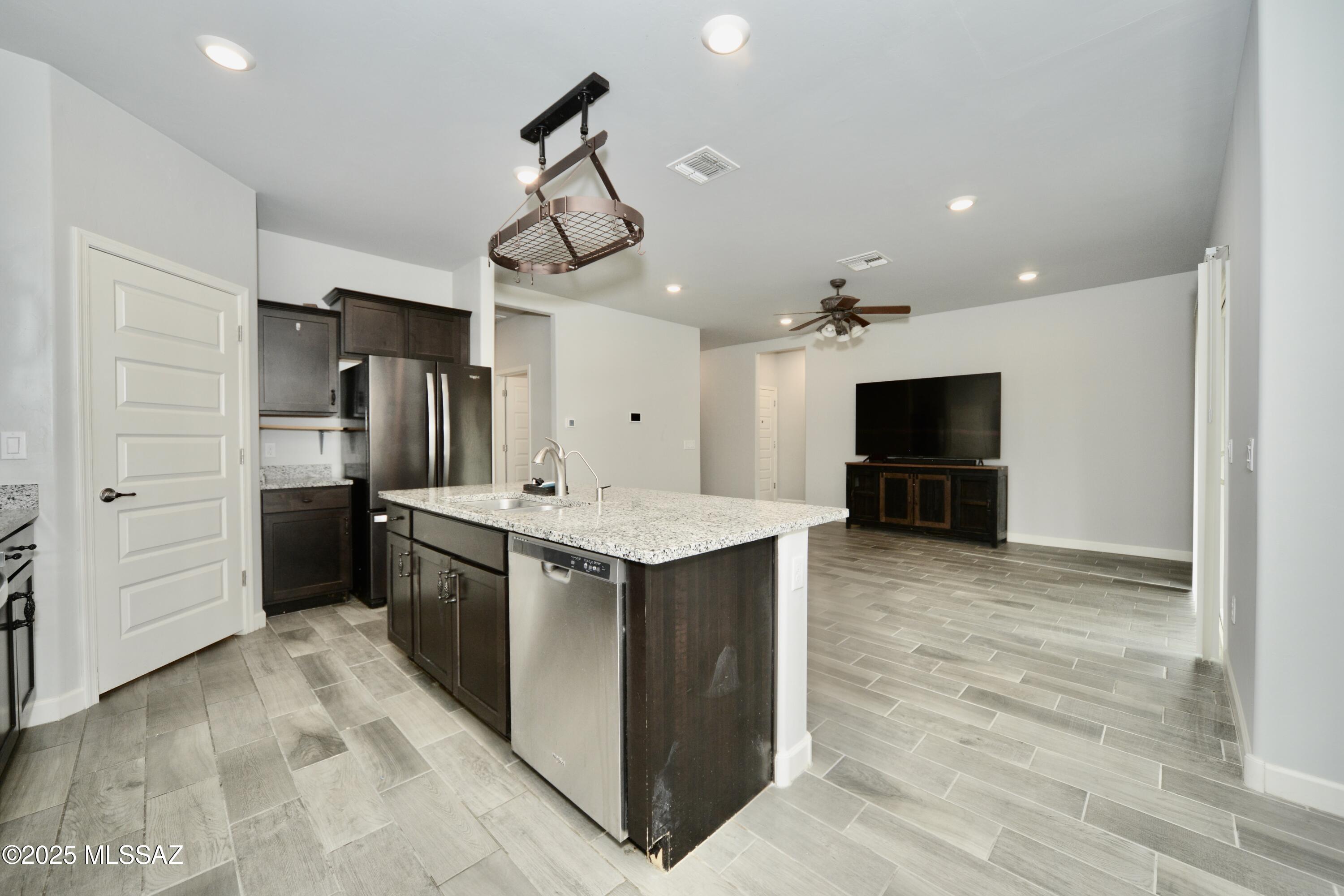 1129 W Valley Meadow Lane