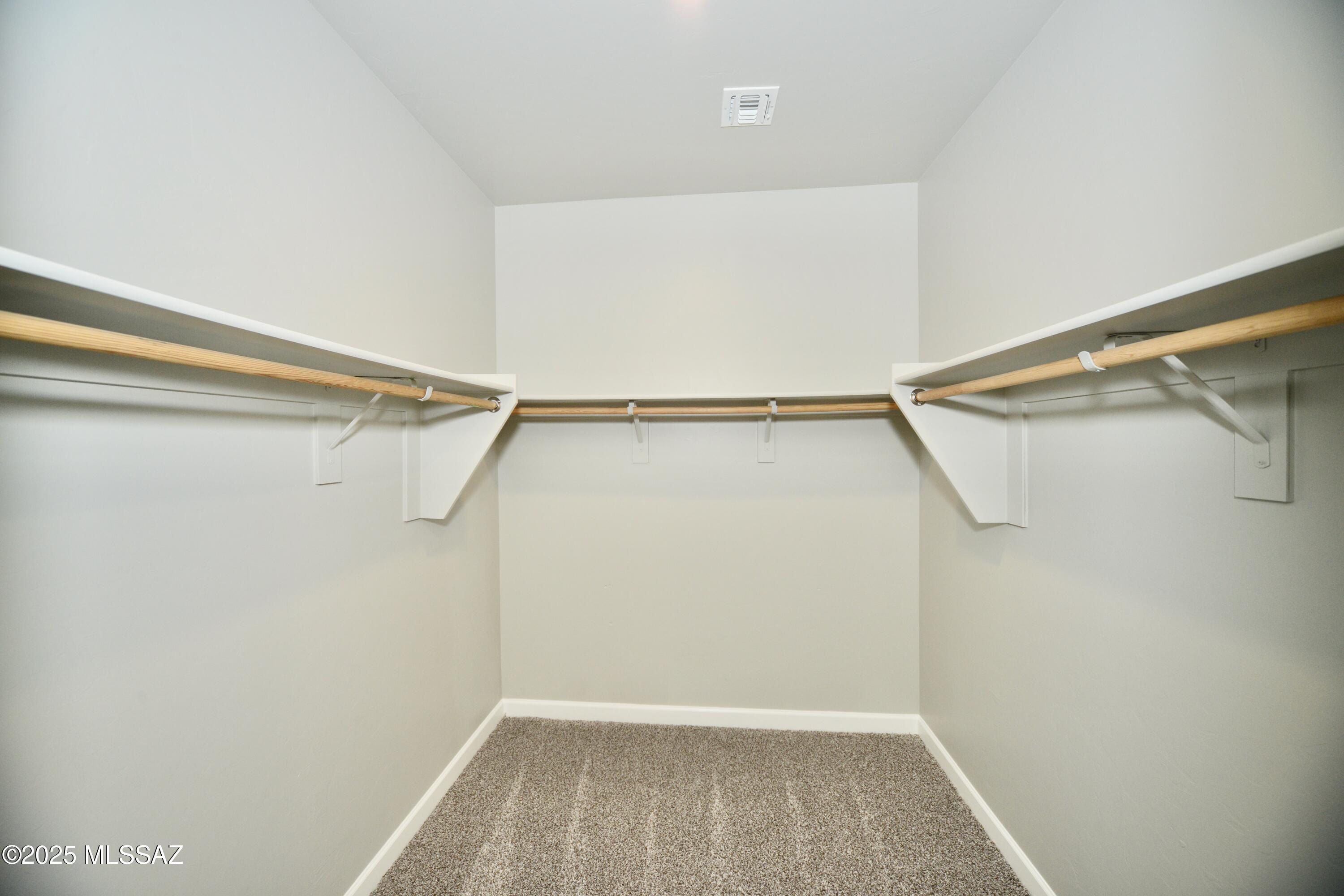 1129 W Valley Meadow Lane
