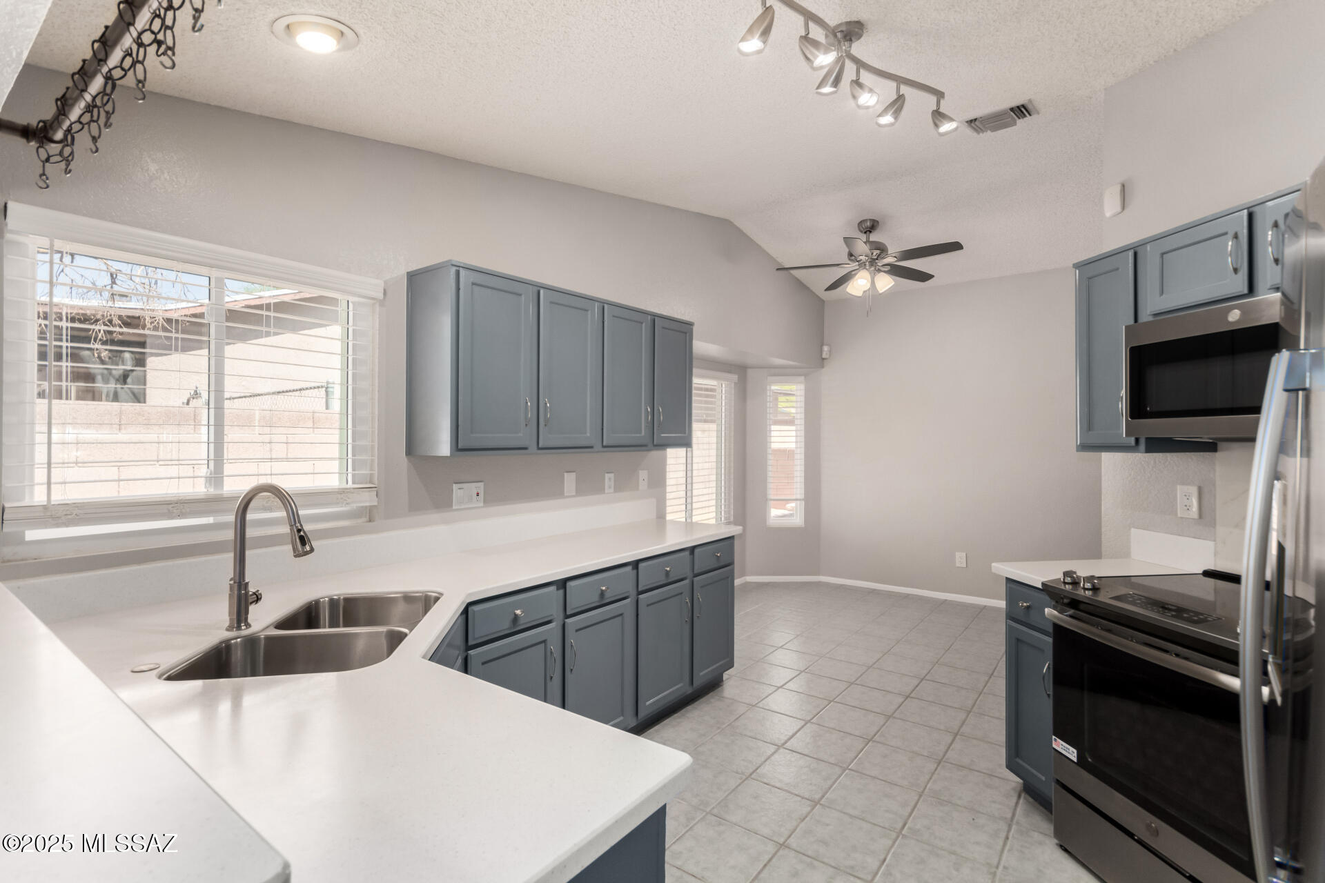 4730 W Chamomile Way