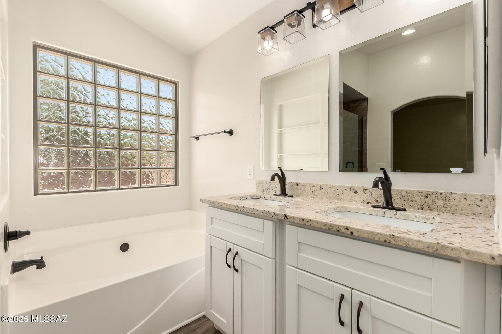 525 W Faith Dawn Court
