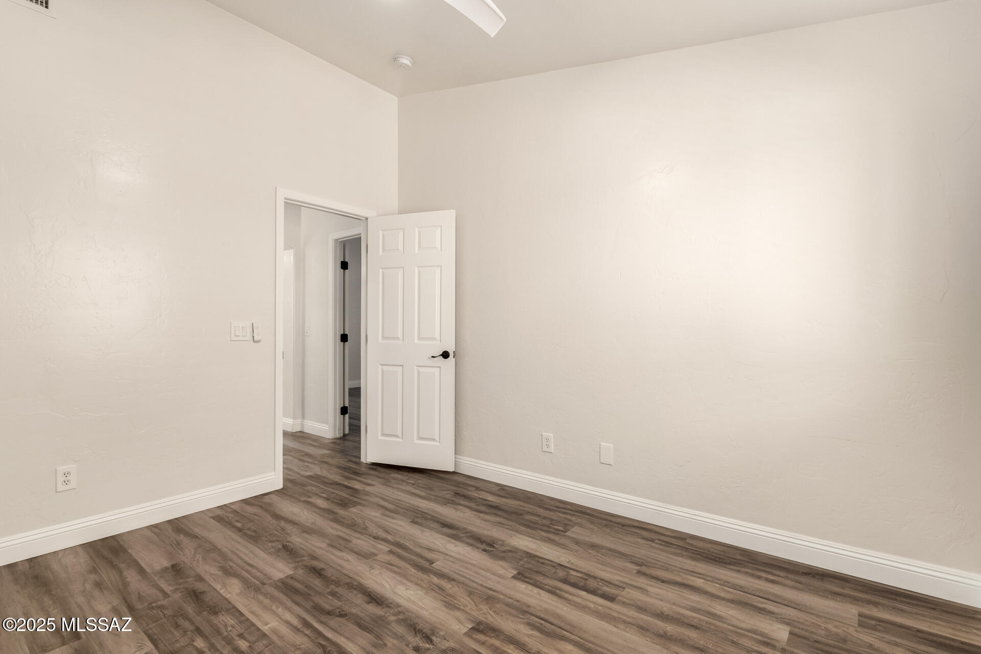 525 W Faith Dawn Court