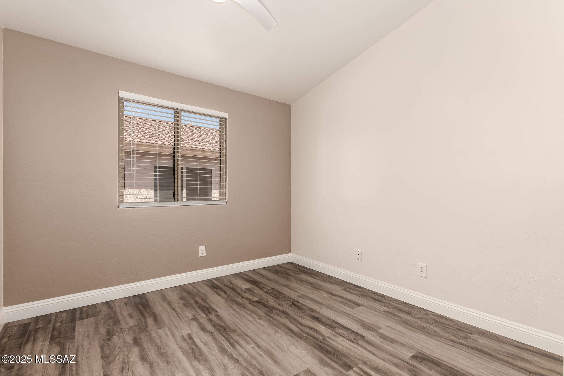 525 W Faith Dawn Court