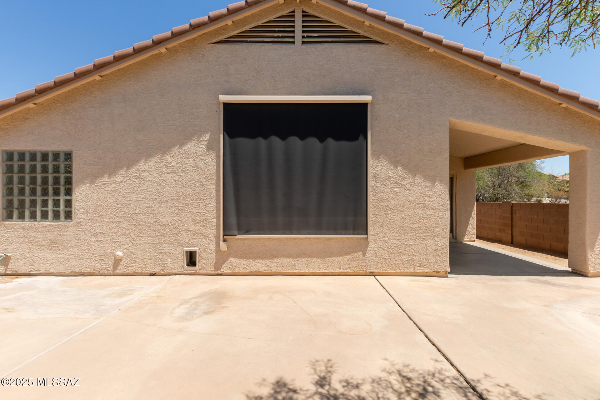 525 W Faith Dawn Court