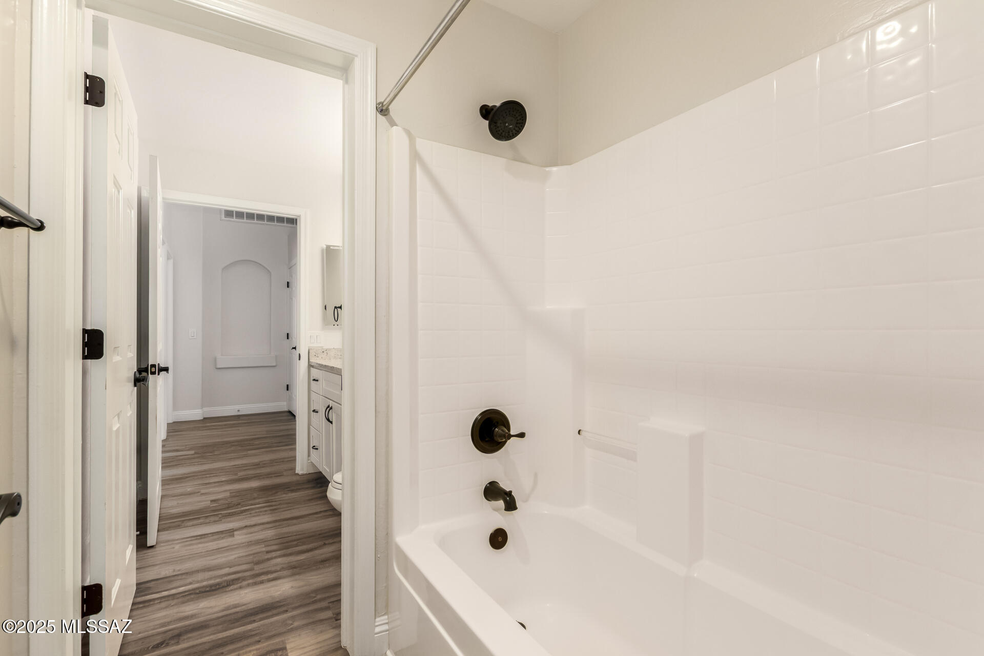 525 W Faith Dawn Court