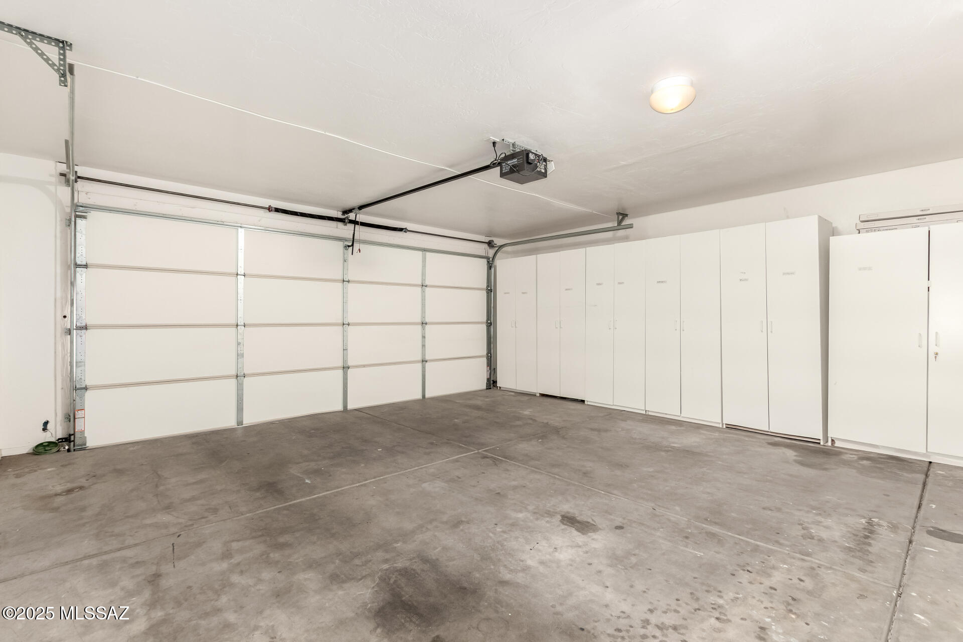 525 W Faith Dawn Court