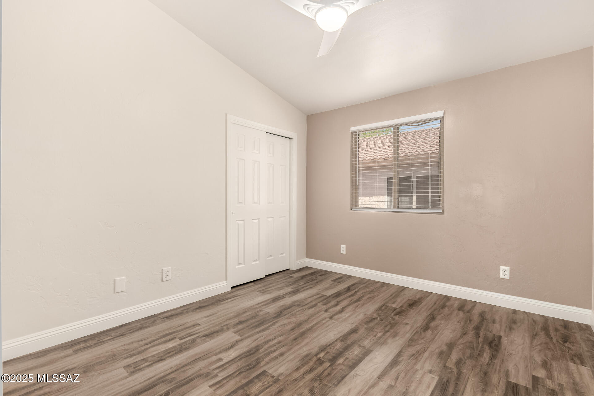525 W Faith Dawn Court