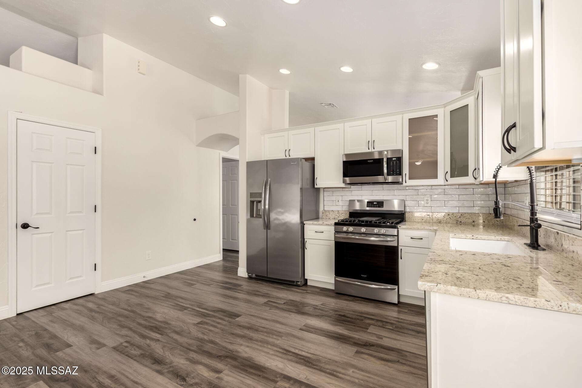 525 W Faith Dawn Court