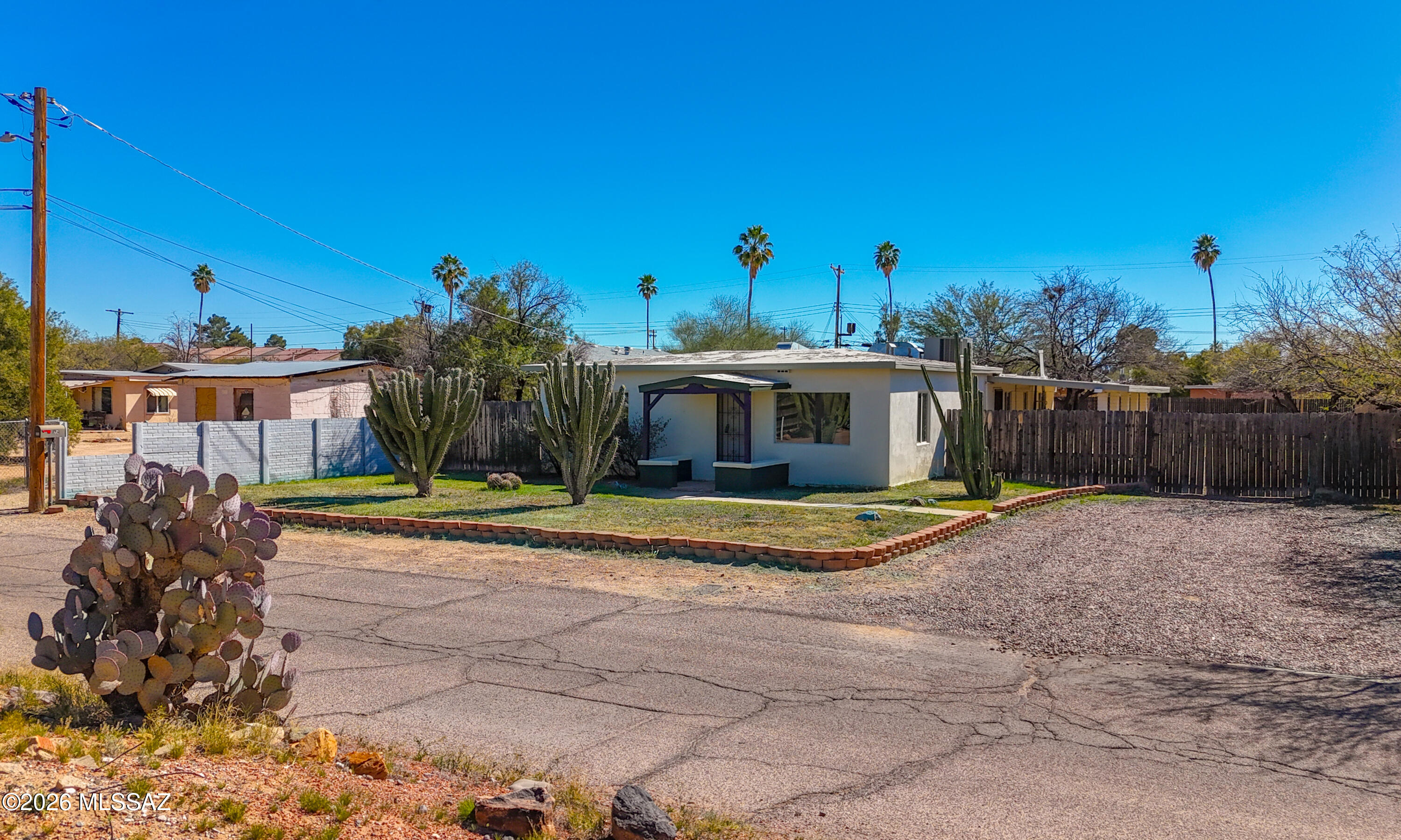 908 E Graybill Drive