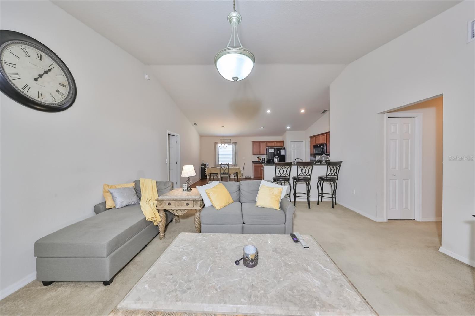 11330 SOUTHWIND LAKE DR