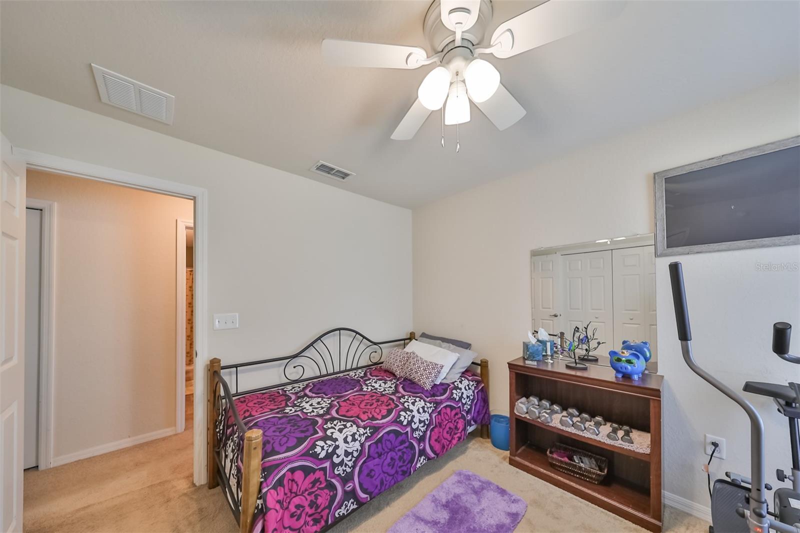 11330 SOUTHWIND LAKE DR