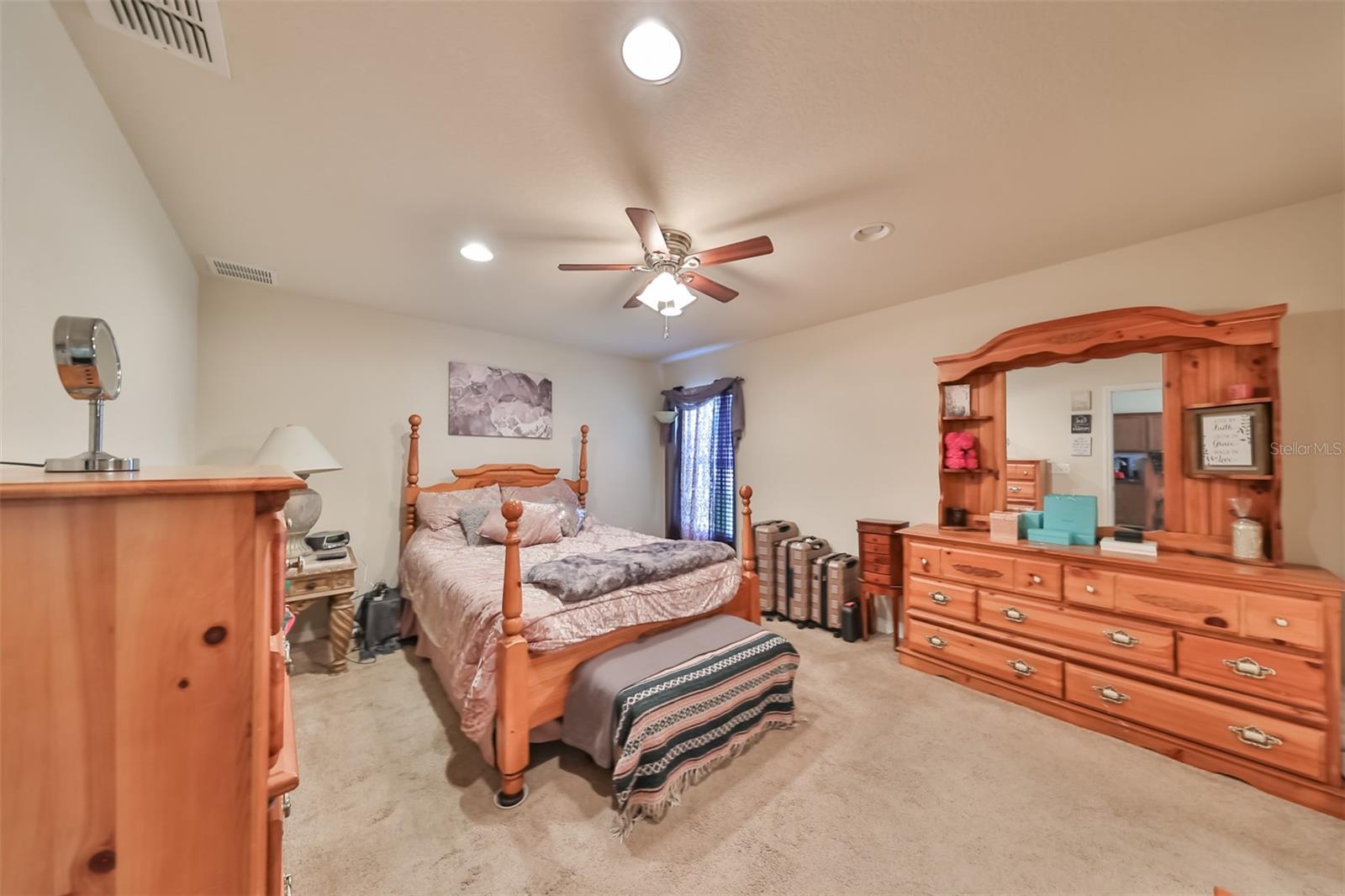 11330 SOUTHWIND LAKE DR