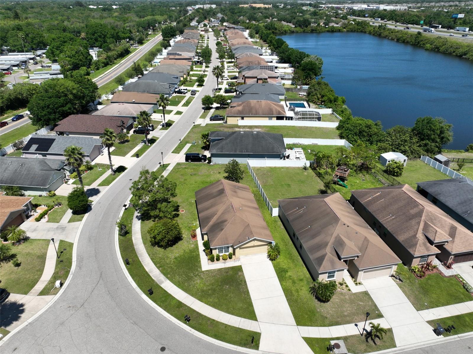 11330 SOUTHWIND LAKE DR