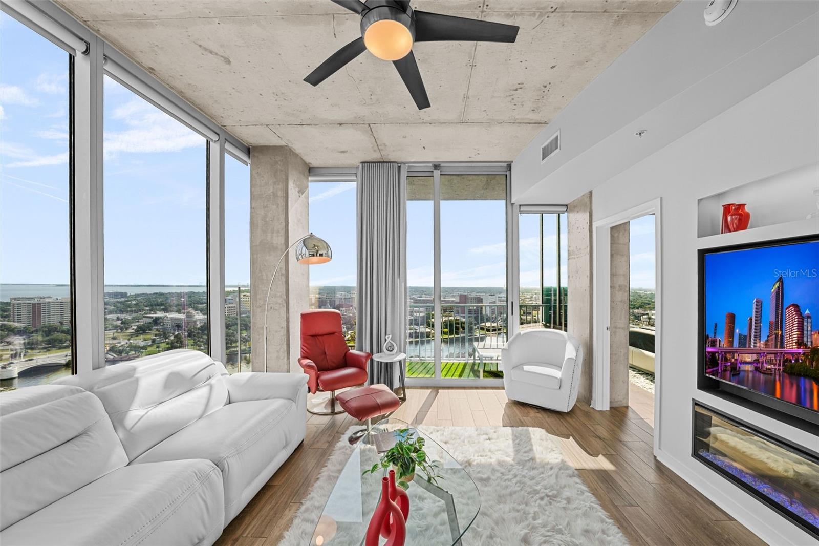 777 N ASHLEY DR #1802