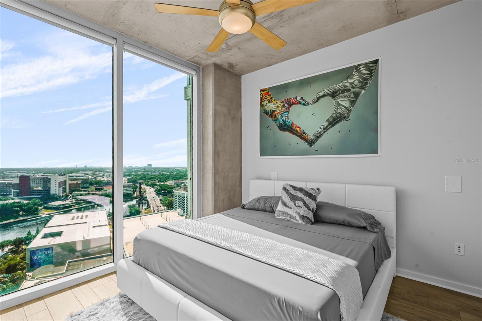 777 N ASHLEY DR #1802