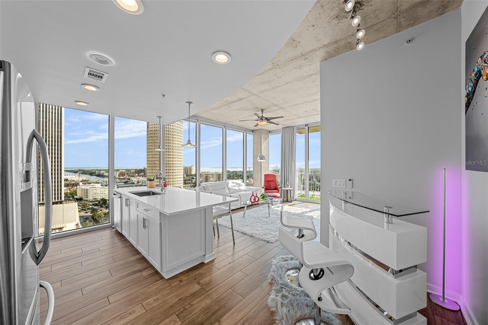 777 N ASHLEY DR #1802