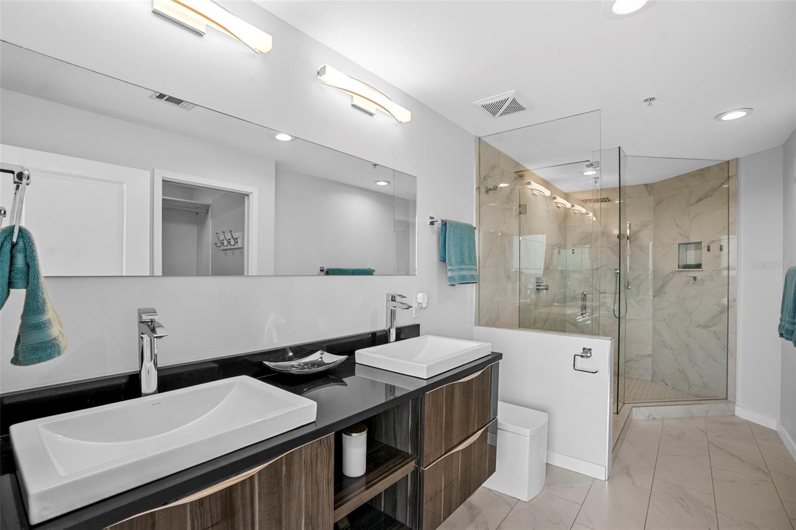 777 N ASHLEY DR #1802