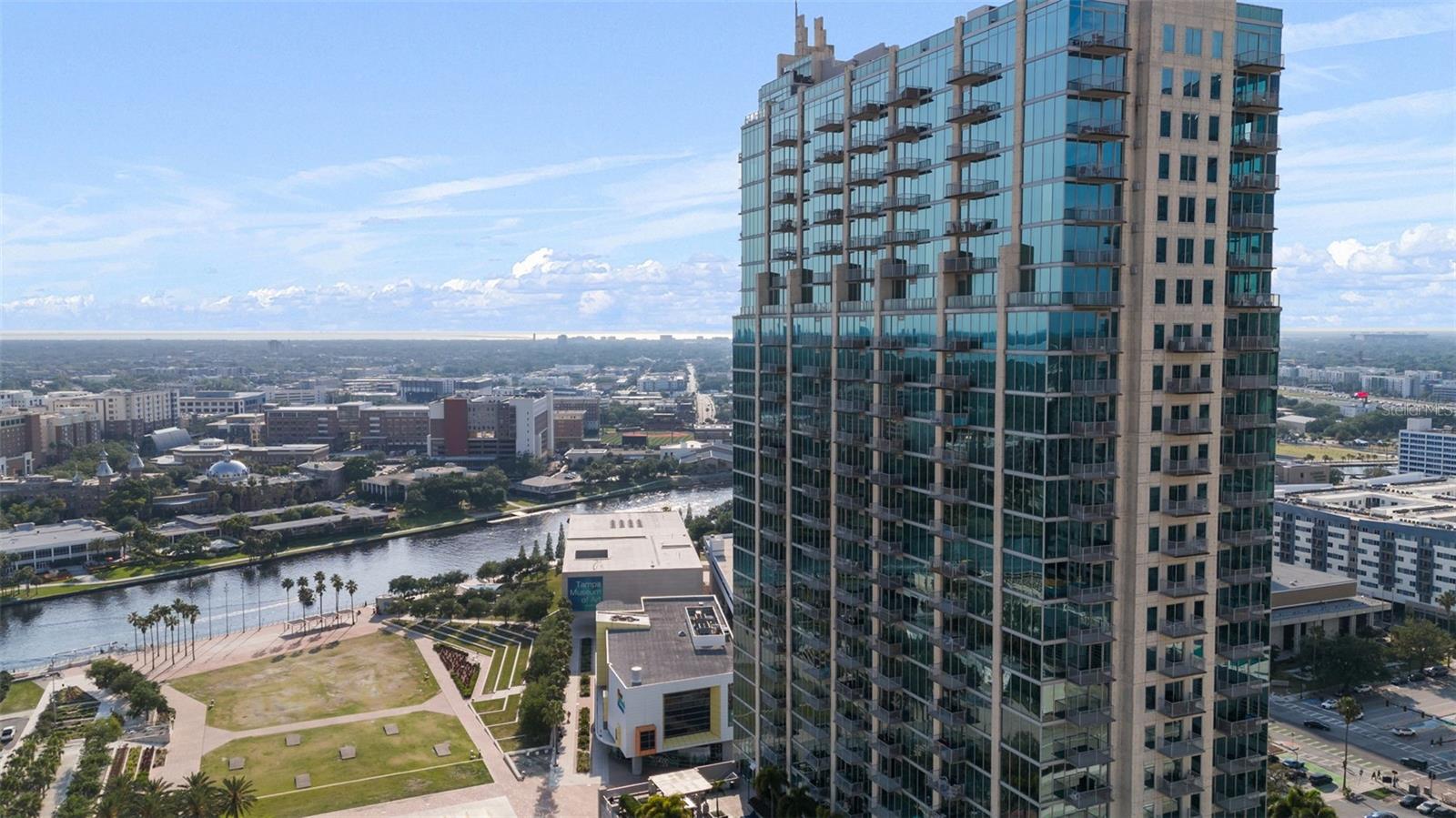 777 N ASHLEY DR #1802