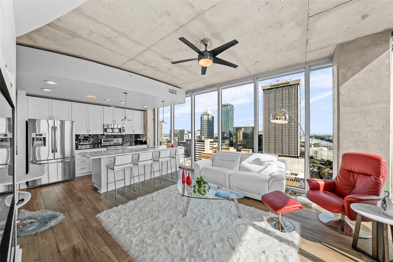 777 N ASHLEY DR #1802