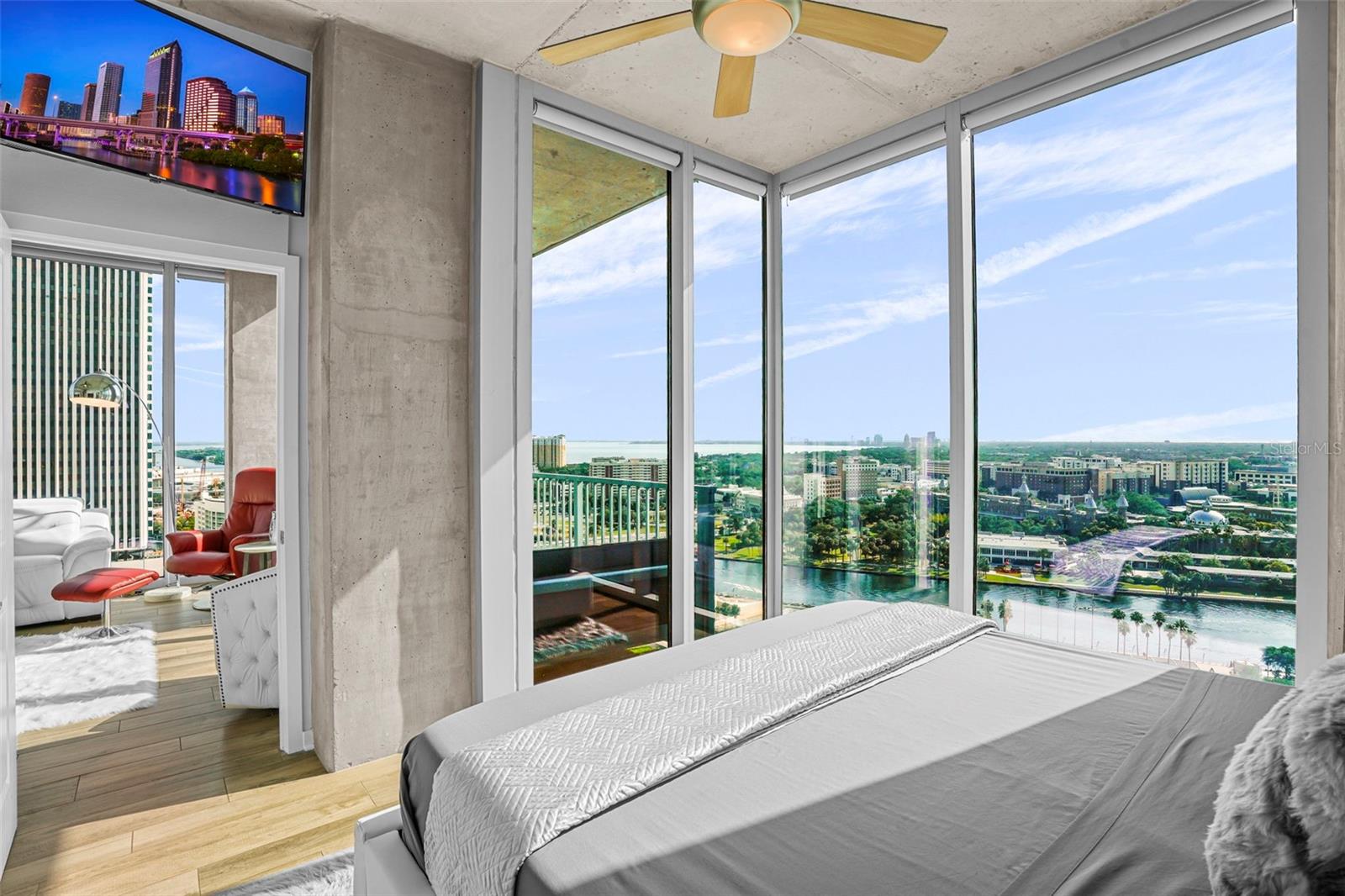 777 N ASHLEY DR #1802