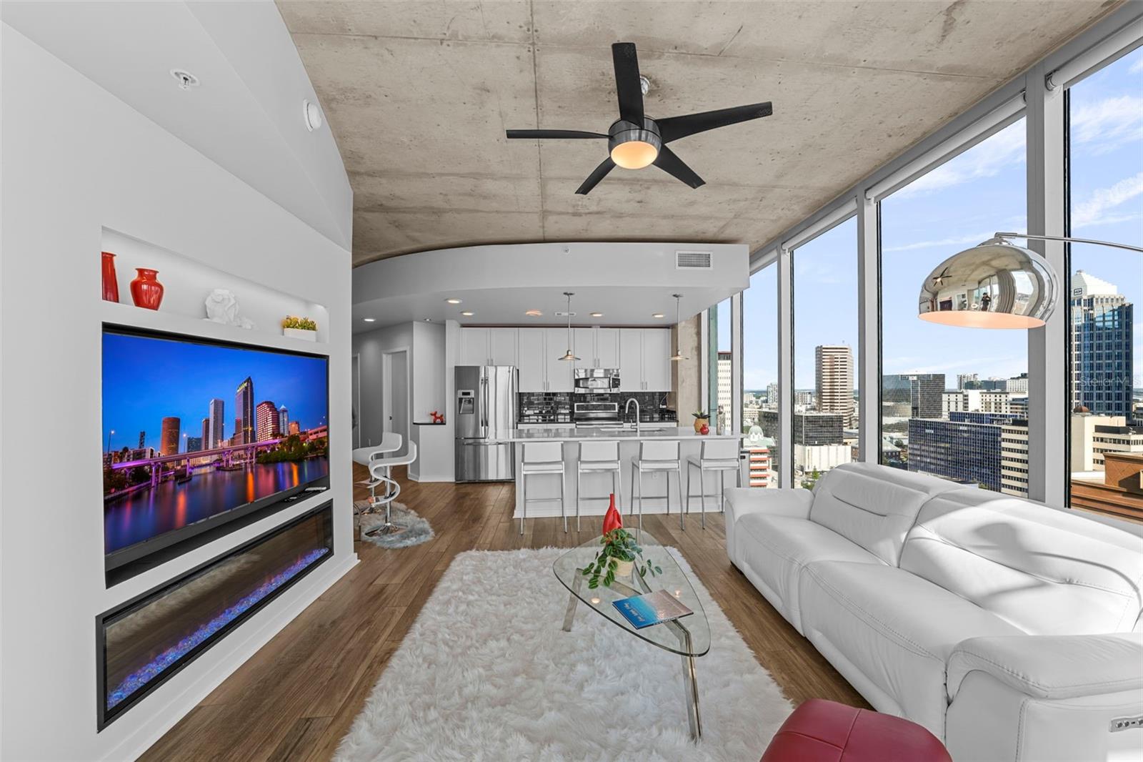 777 N ASHLEY DR #1802