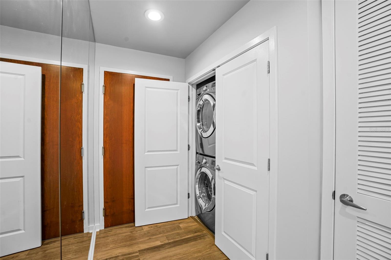 777 N ASHLEY DR #1802