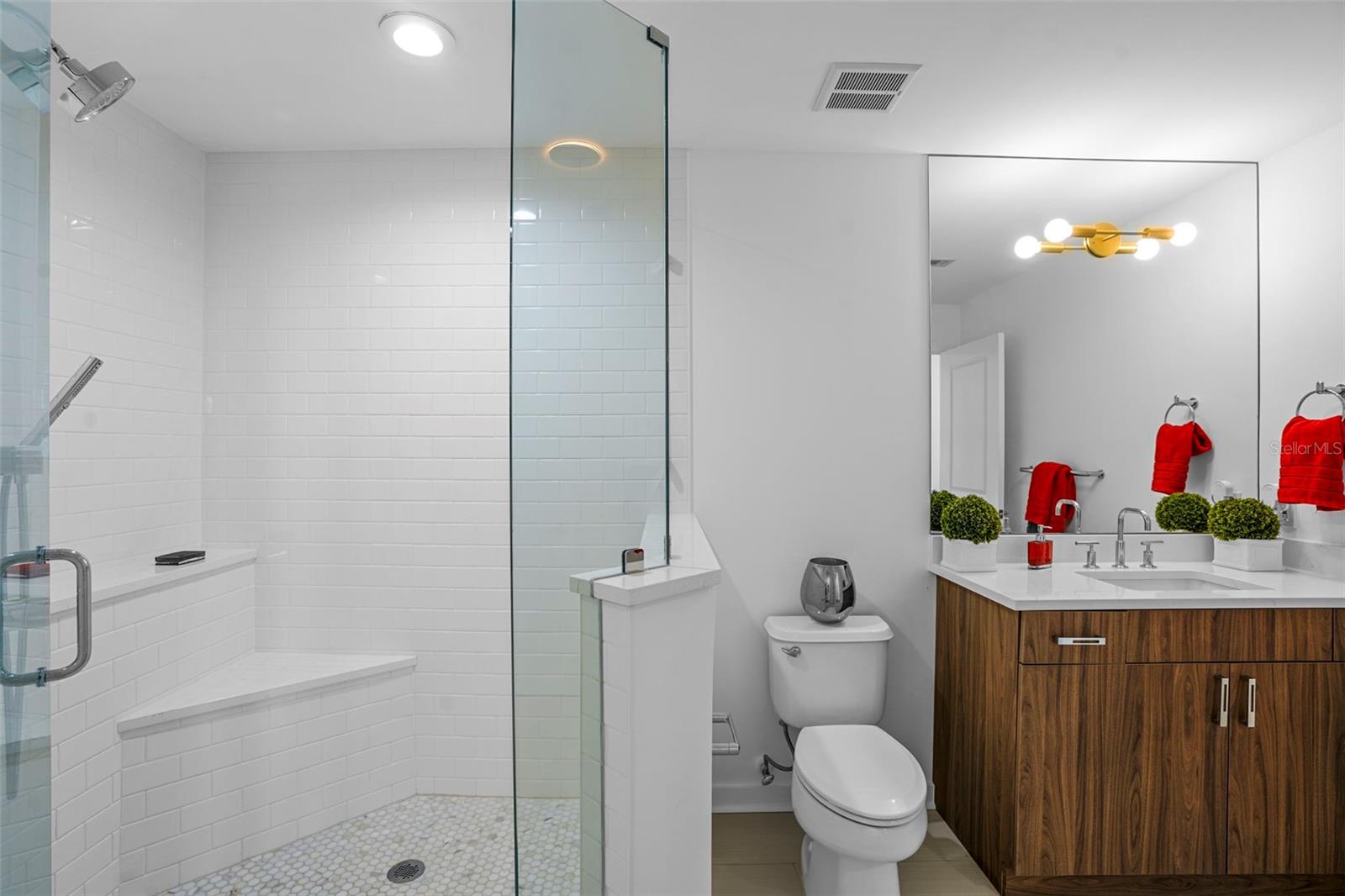 777 N ASHLEY DR #1802